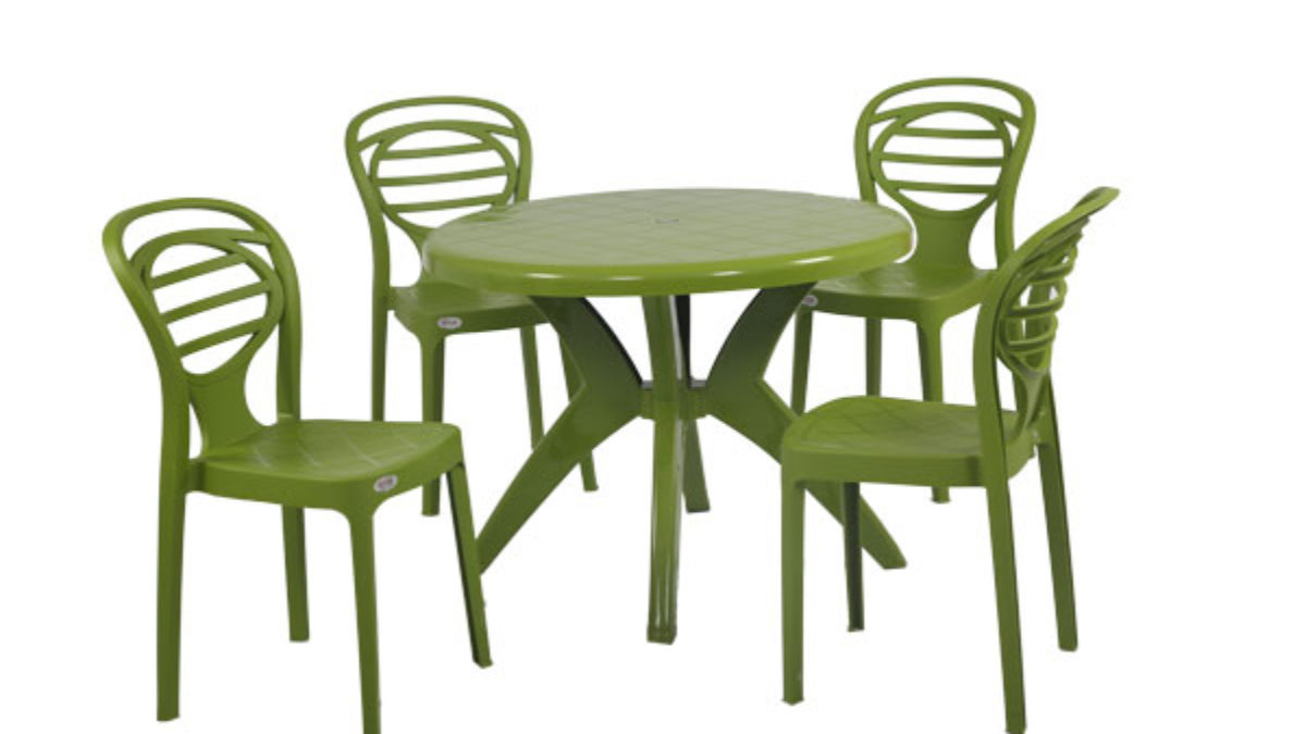 plastic 4 chair set price